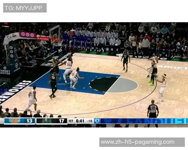 尼克斯与森林狼激战正酣球迷期待精彩对决与精彩瞬间